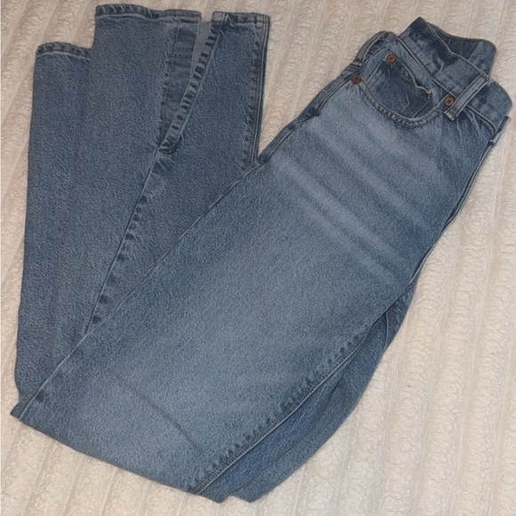 👖 American Eagle Straight Jeans w/ Slit Hem – Size 2 👖 - Picture 2 of 8
